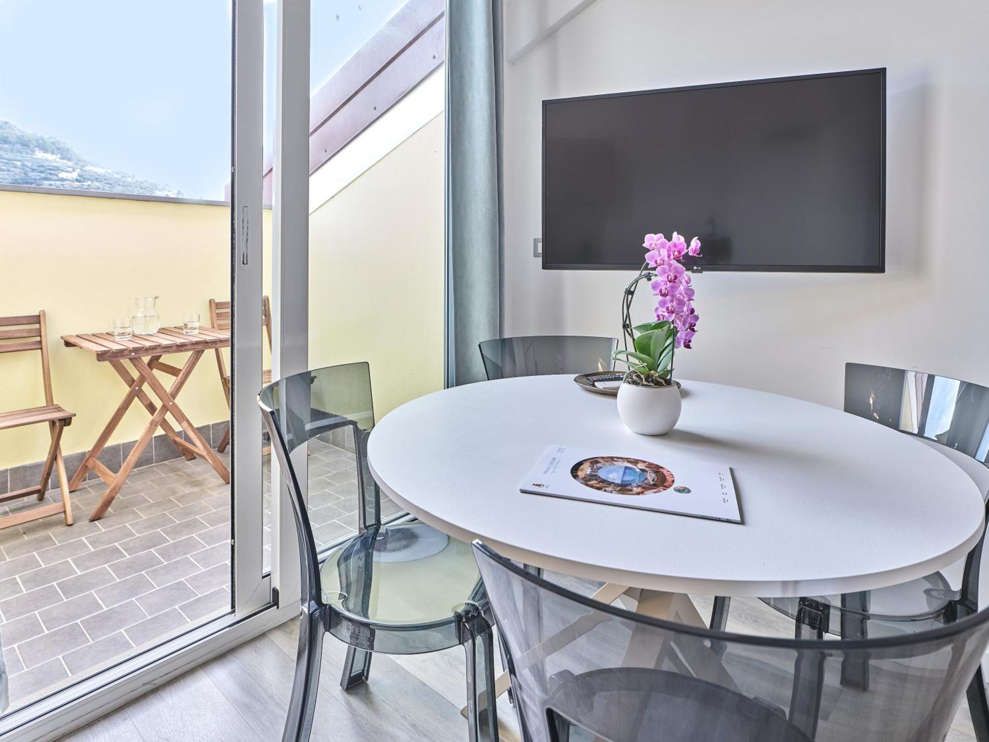 Sotto Il Cielo Apartment Finale Ligure Exterior photo